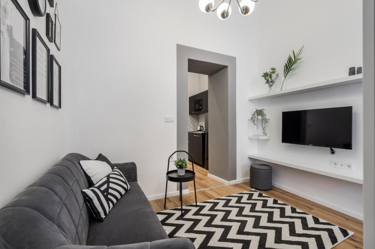 E32 - Oktogon Panorama Suite - Best Location - By Bqa Budapest Exterior photo