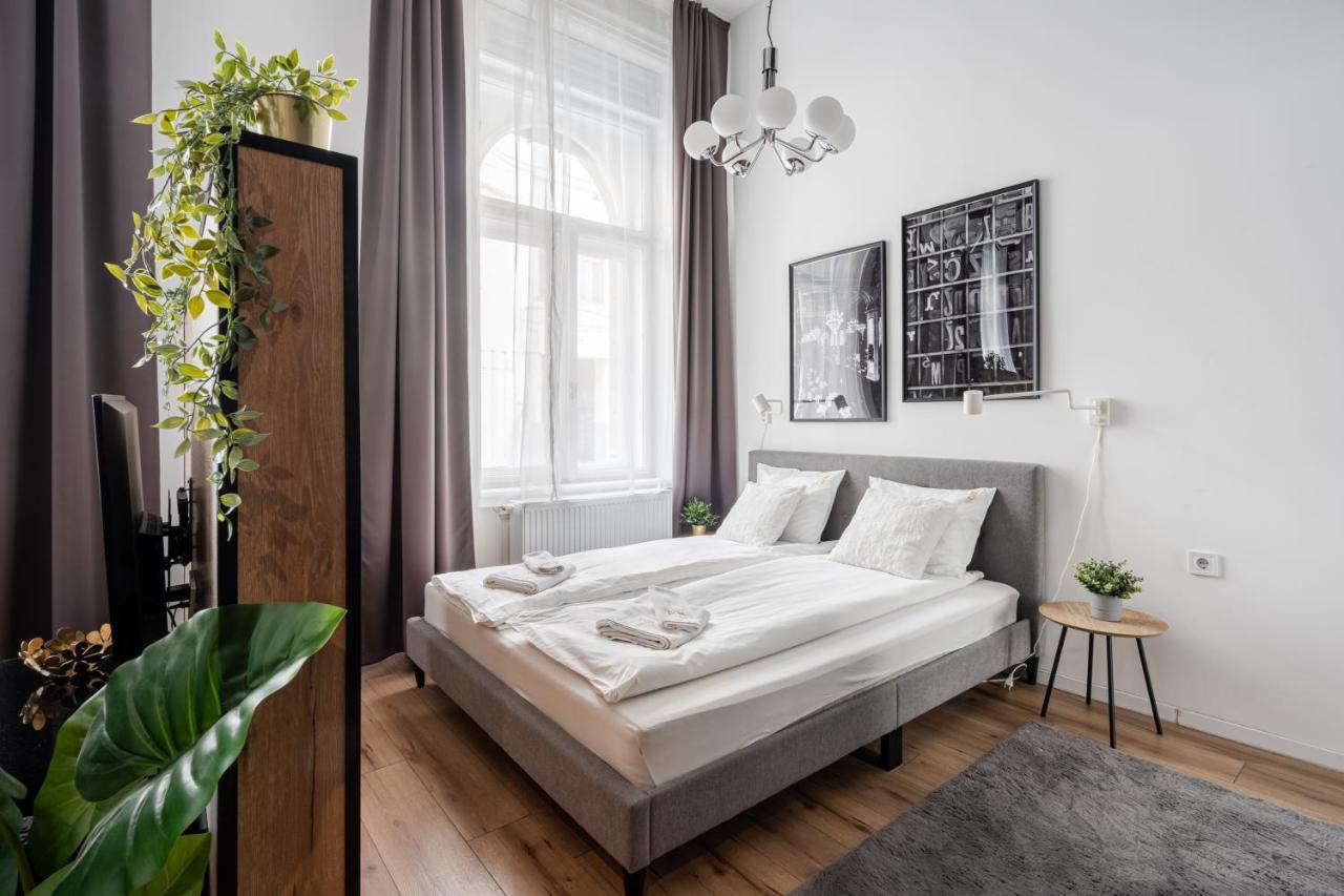 E32 - Oktogon Panorama Suite - Best Location - By Bqa Budapest Exterior photo