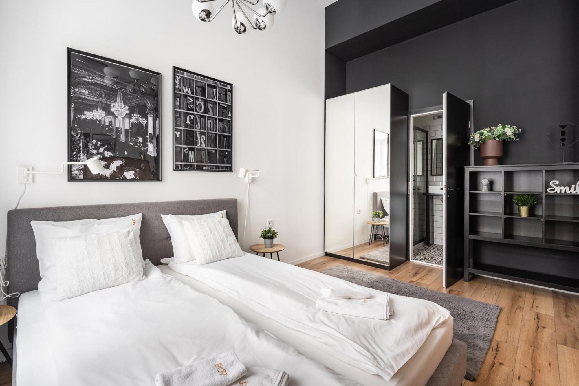 E32 - Oktogon Panorama Suite - Best Location - By Bqa Budapest Room photo